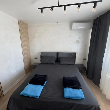 아파트 Seaview Lazur