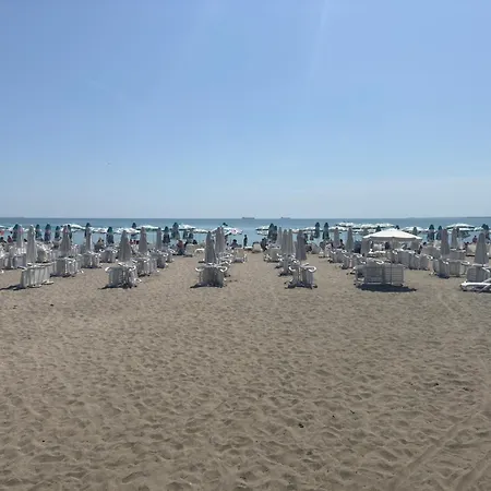 Seaview Lazur Burgas